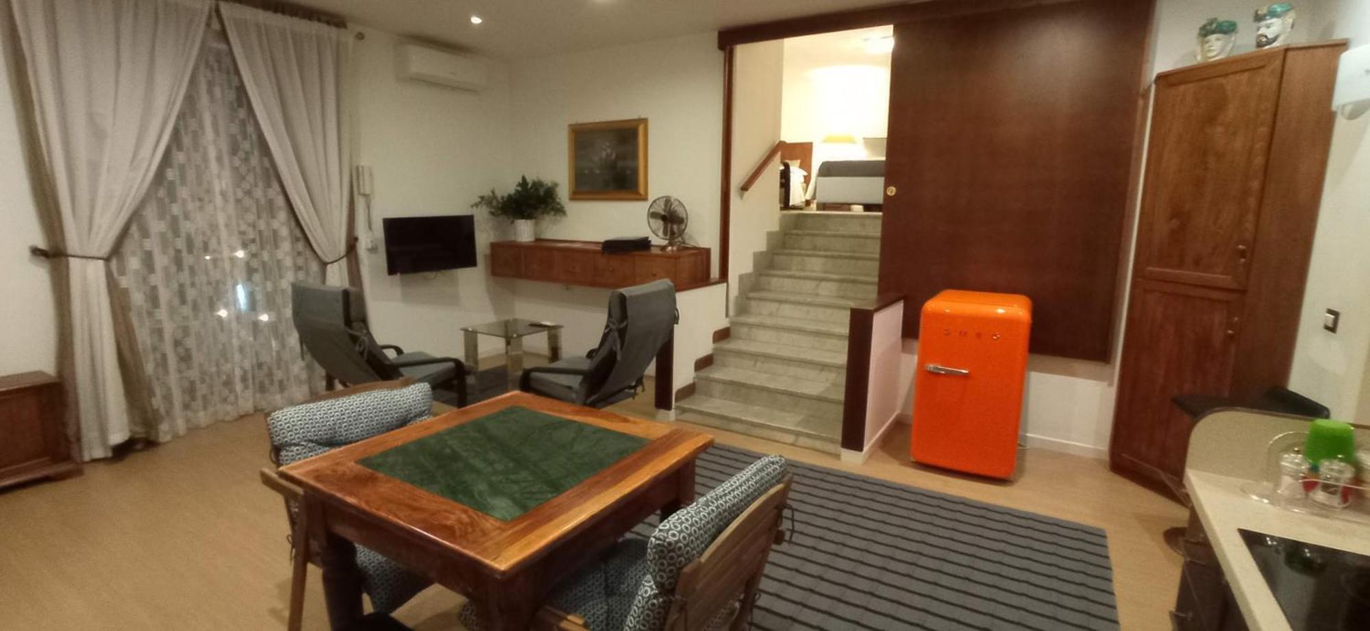 La Residenza Napoli Chiaia Short Let Apartment Superior Via Chiaia 82 Exterior photo